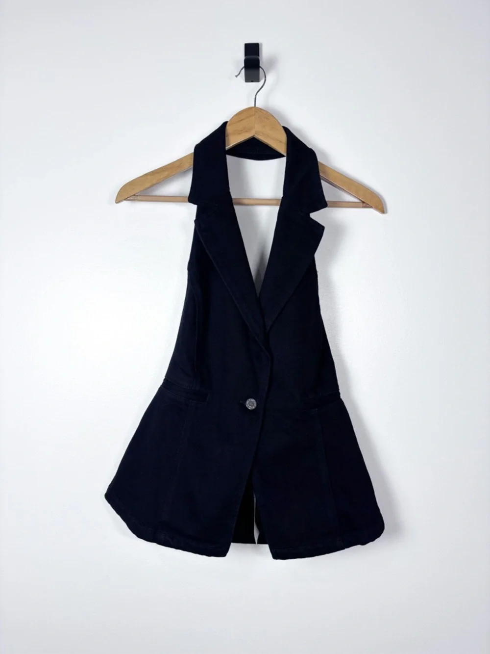 WeWoreWhat Revolve Black Denim Halter Backless Collared Vest Size Small NWT - Picture 3 of 7